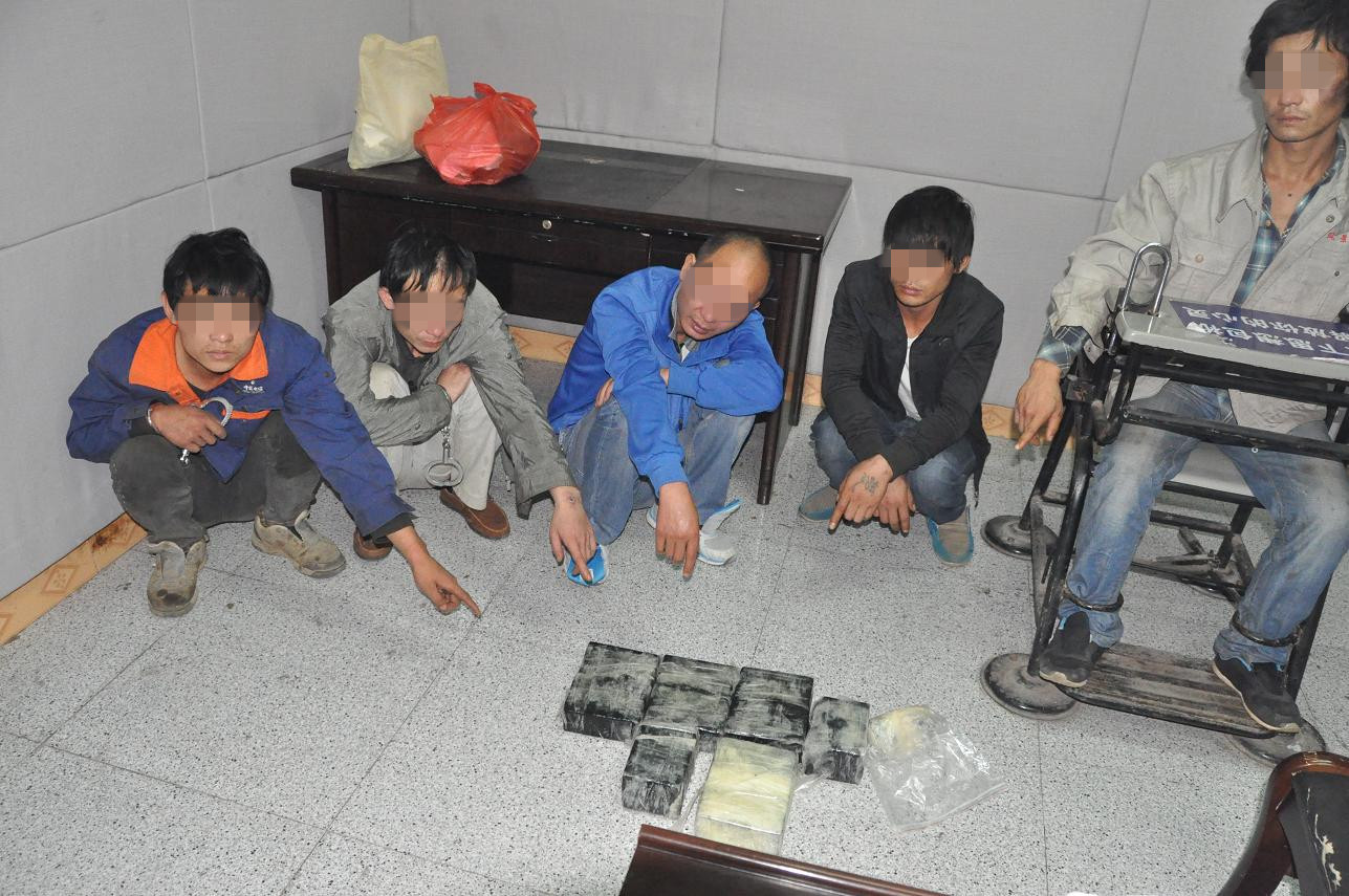 昭通市公安机关在3个多月的行动中共破获各类毒品案件62起,抓获贩毒